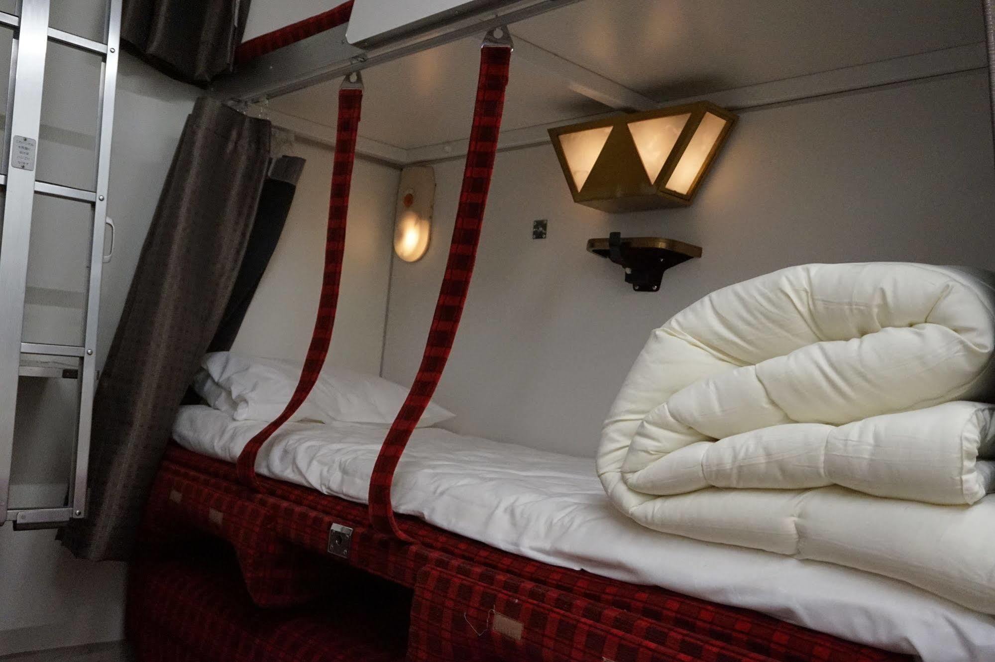 Train Hostel Hokutosei Tokyo prefektur Exteriör bild