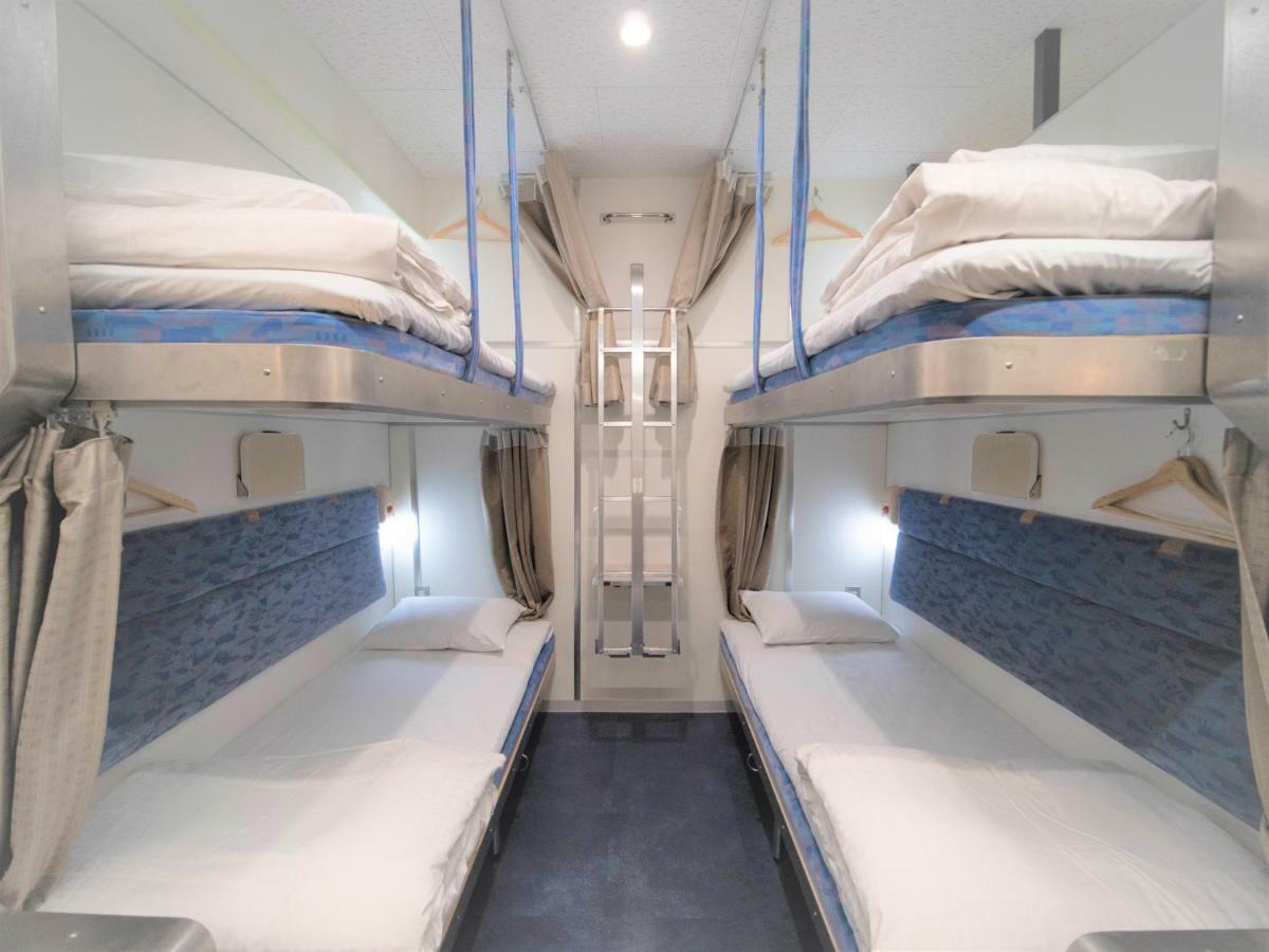 Train Hostel Hokutosei Tokyo prefektur Exteriör bild